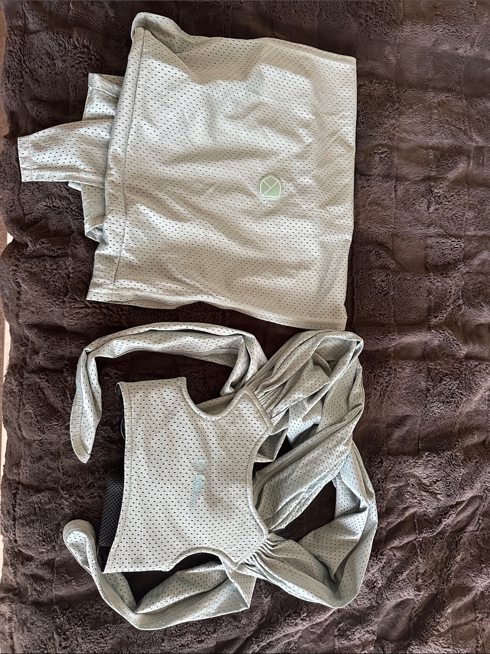 Light Gray Breathable Women's Sports Bra and Wrap Set